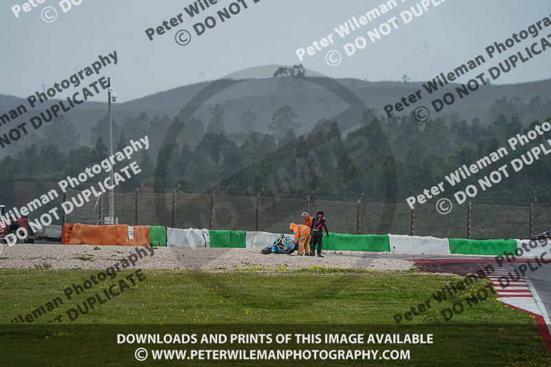 motorbikes;no limits;peter wileman photography;portimao;portugal;trackday digital images